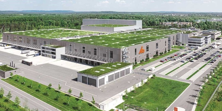 Send measuring tools to LogisticCity for calibration